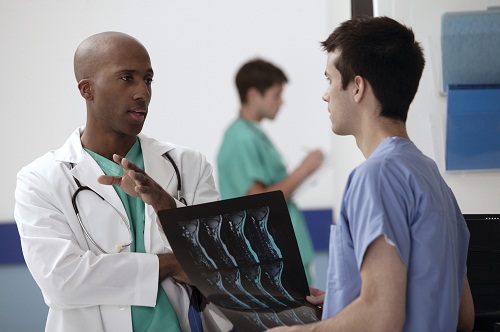 comstock_images_thinkstock_apprentice_doctor_0