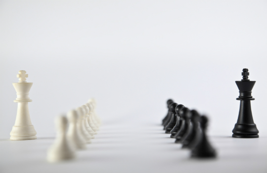 iStock_KristianDAmato_chess_confrontation