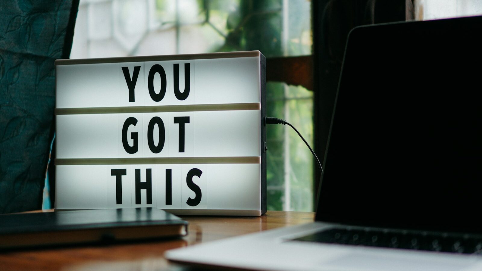 you got this signage on desk