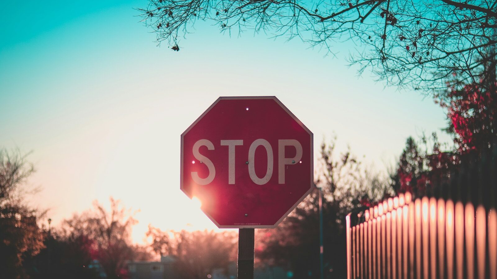 red and white stop signage